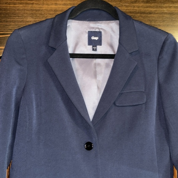 GAP Navy Blazer - Picture 2 of 7